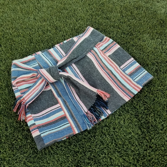 Guess Colorful Skirt - Picture 4 of 4